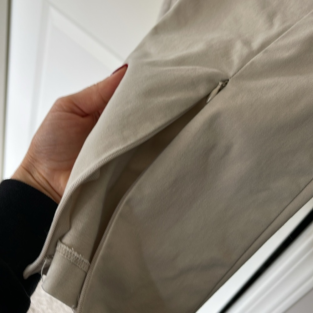 Maniere De Voir Cream Trousers with Architectural Seam Design - Picture 8 of 9
